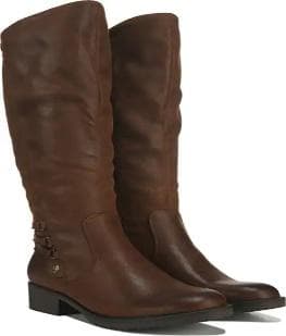 Famous Footwear Student Discount