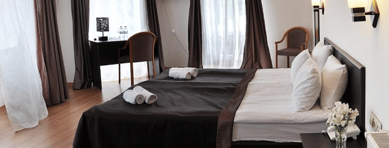 Hotel Corner | Ratings 8.8