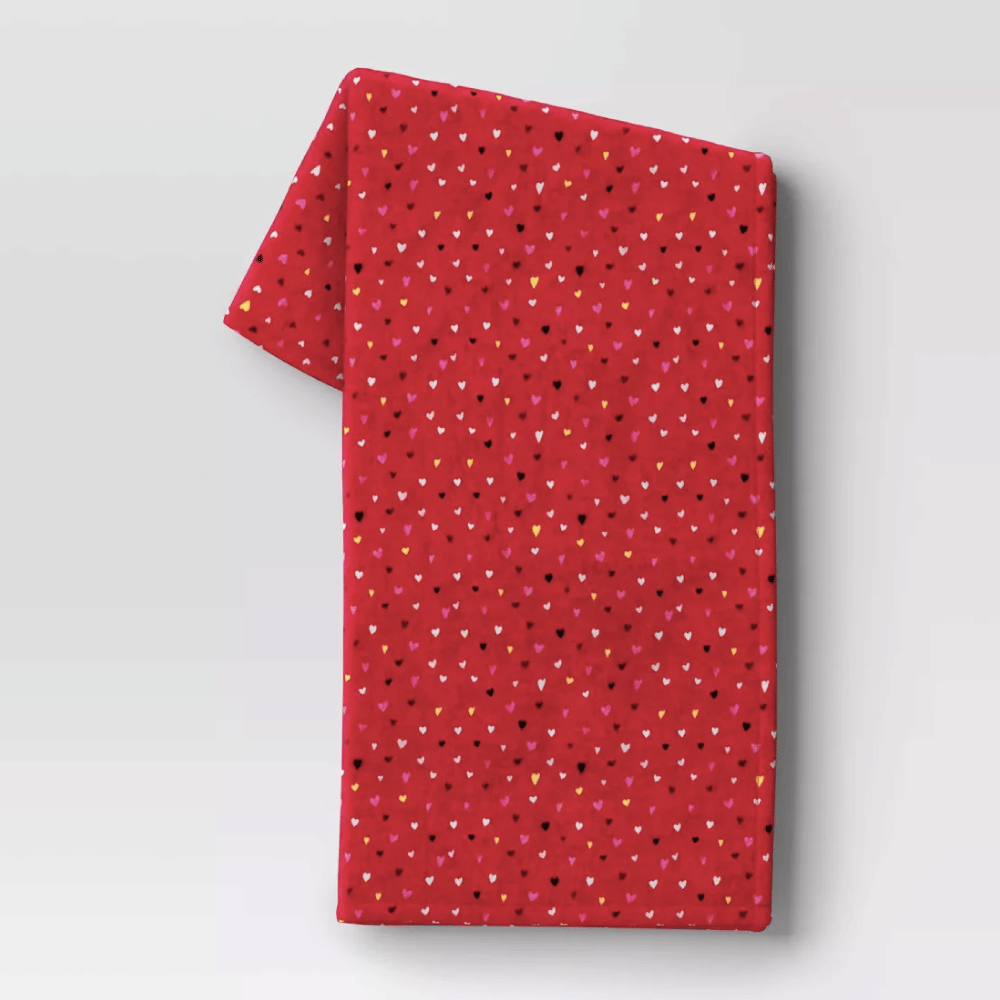 Room Essentials Ditsy Hearts Plush Throw Blanket