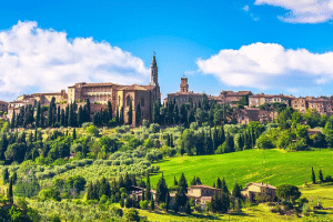 Tuscany Guided Day Trip from Rome with Lunch & Wine Tasting